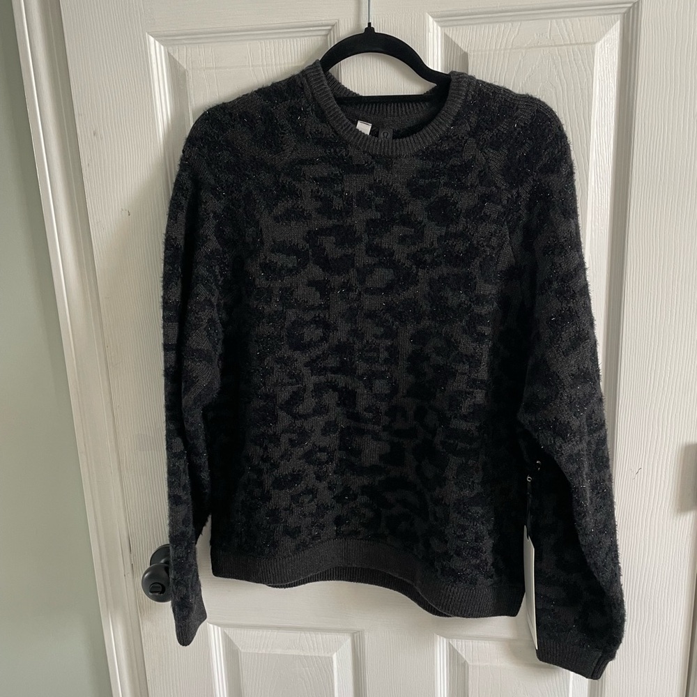 Lululemon wool-blend sweater - black leopard print